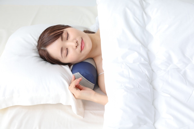 気持ちよく寝ている画像